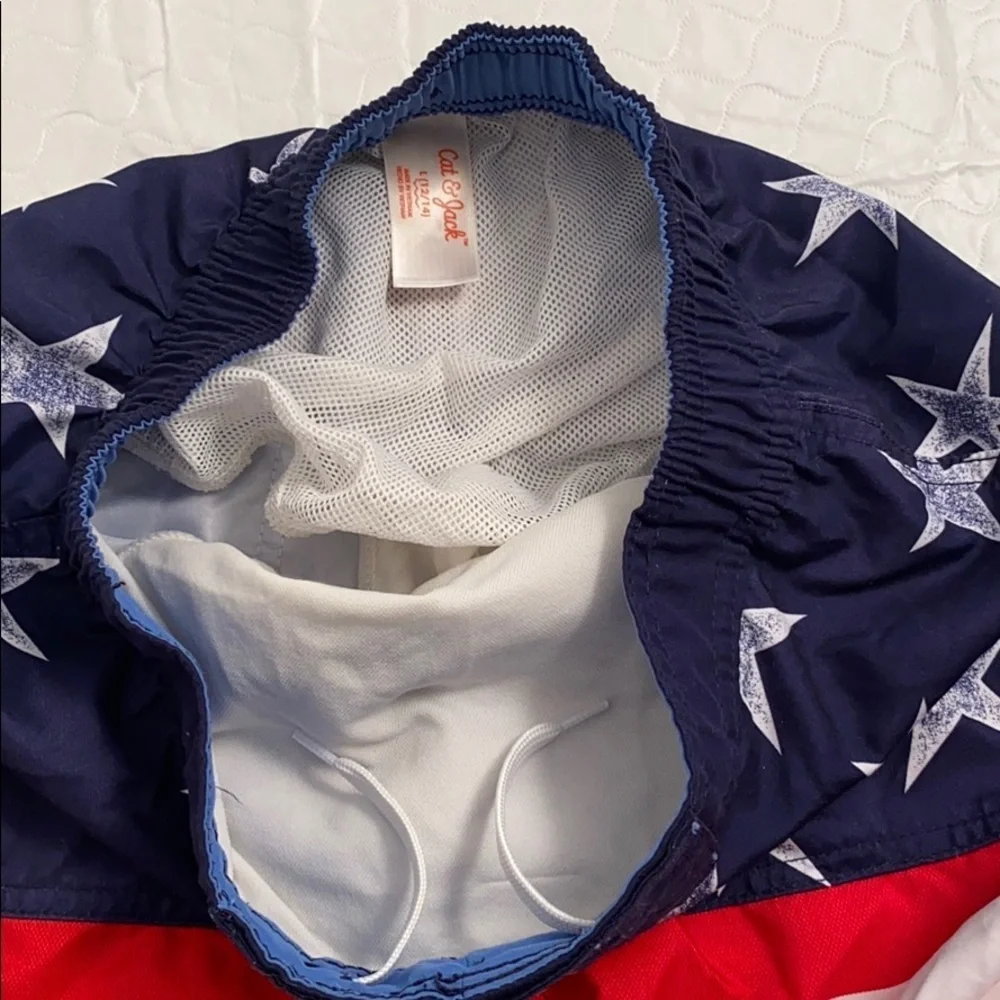 Cat and Jack American Flag red white blue swim trunks L = 12-14